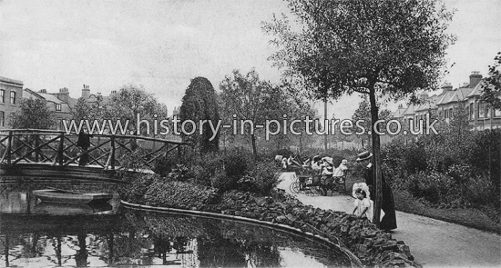 The Pond, Lower Clapton, London. c.1906.